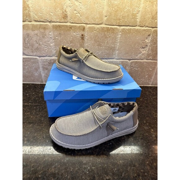 Hey Dude Wally Sox Beige Size 13 NEW - Picture 1 of 9